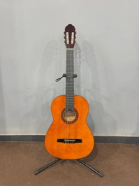 گیتار کلاسیک Valencia CG10