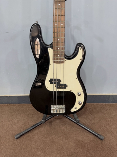 گیتار بیس PHOTOGENIC Jazz Bass
