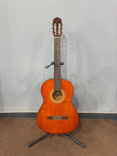 گیتار کلاسیک YAMAHA G100