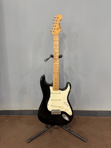 گیتار الکتریک Bacchus Stratocaster SSS
