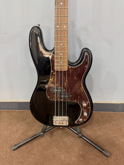 گیتار بیس SELDER Precision Bass