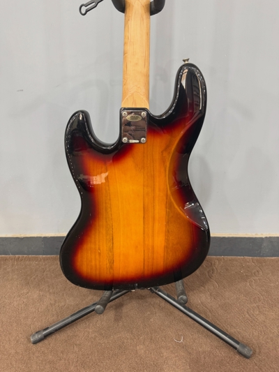 گیتار بیس BUSKERS Jazz Bass