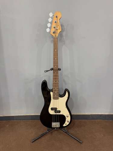 گیتار بیس PHOTOGENIC Jazz Bass