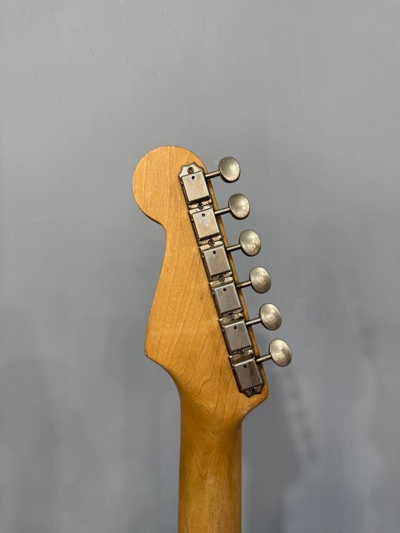 گیتار الکتریک Bacchus Stratocaster SSS